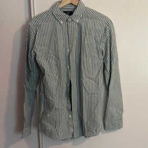Men's Green Stripe Button-Down Shirt - Casual Long Sleeve